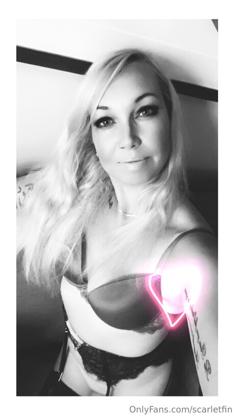 Scarletfin pornstar exclusive pics
