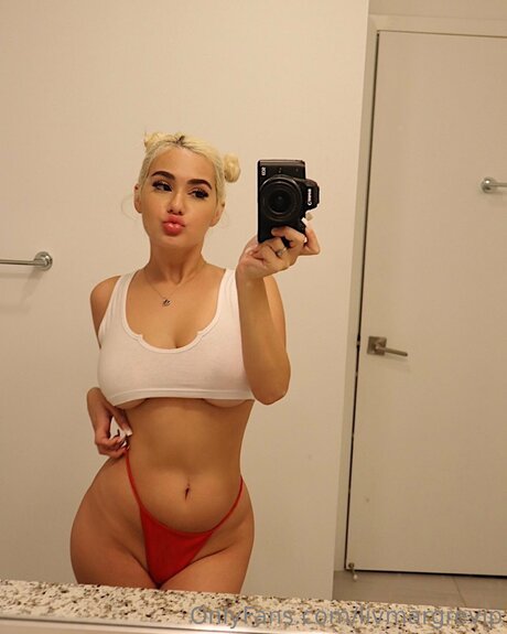 Oliviasnoww69 star nudes archive
