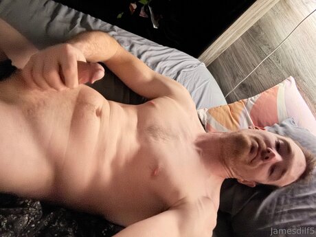 Jamesdilf5 sexy star image