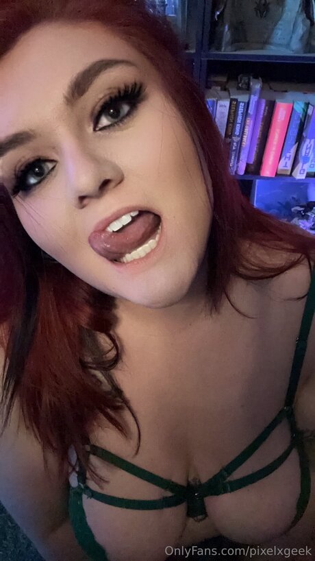 Pixelxgeek model high quality pic