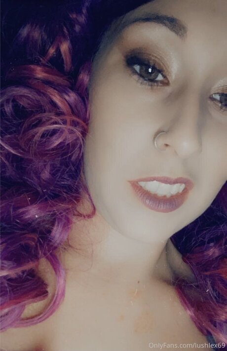 Lushlex69 hot pornstar pic