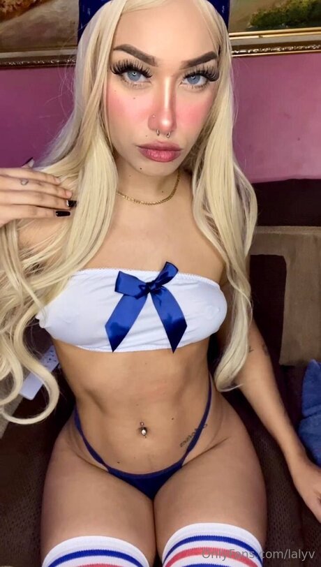 Lalyv sexy model archive
