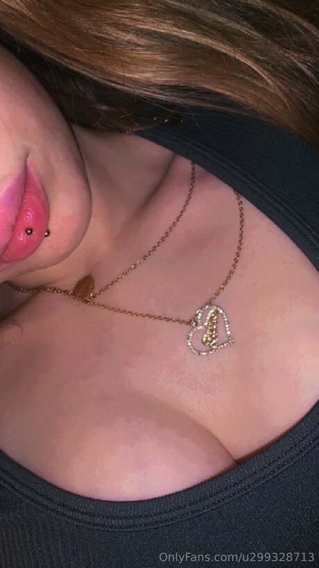 U299328713 top profile image