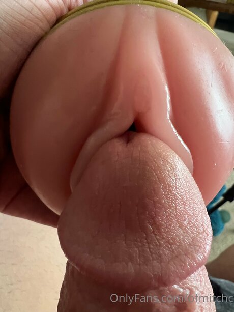 Ofmitchc star exclusive picture