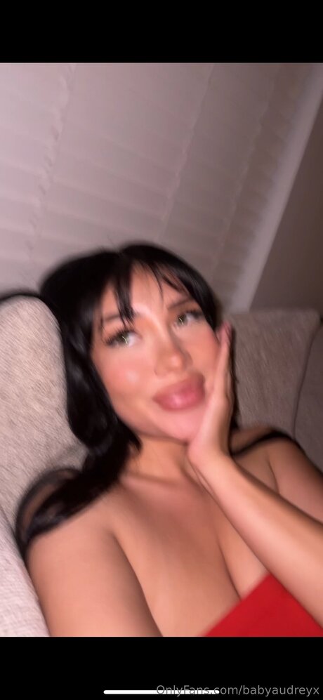 Babyaudreyx naked model photos