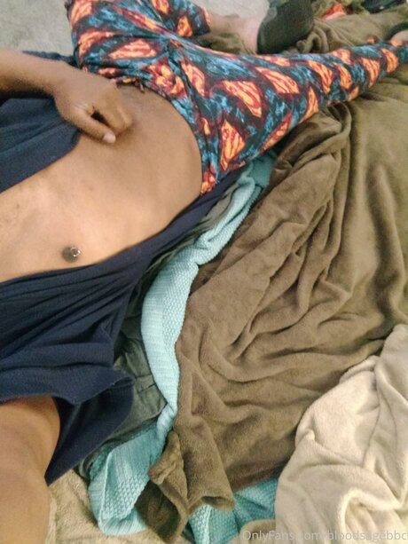 Bloodsagebbc nude model picture