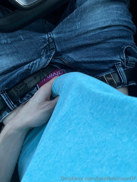 Jakerobinsonof star nude photos