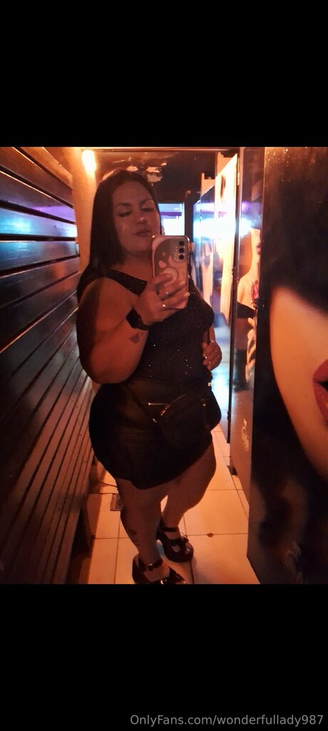 Wonderfullady987 porn star pic