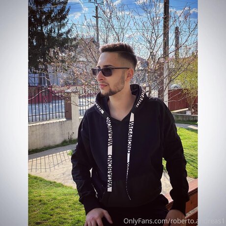 Roberto Andreas1 pornstar naked images
