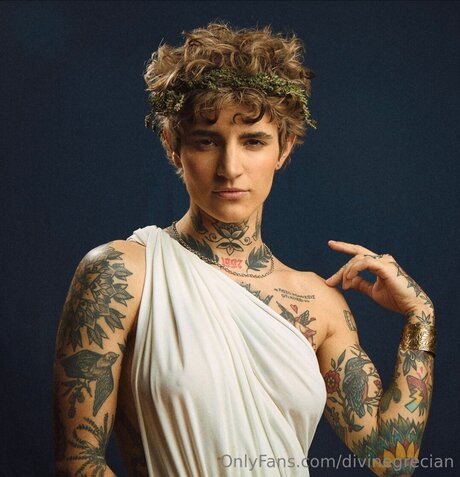 Divinegrecian top profile image