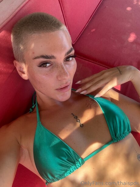 girlfriend onlyfans top pictures