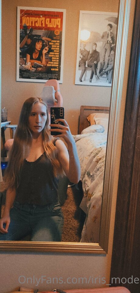 Thebunnyiris high quality pornstar image