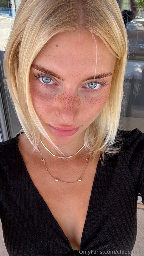 Chloemillli sex pornstar photos