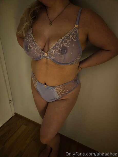 Ahaaahaa pornstar sexy pic