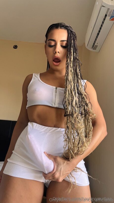 Hayleyyourbae model hd img