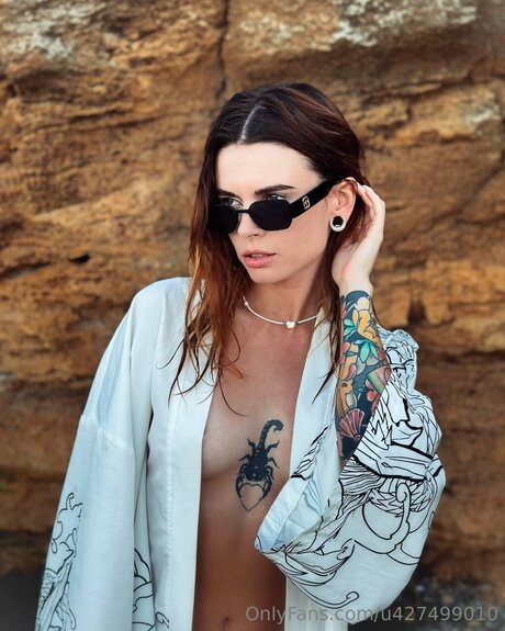Miss Mills Vip model beautiful img