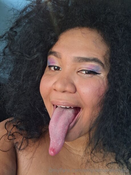 Onlydahianatongue high quality actress archive