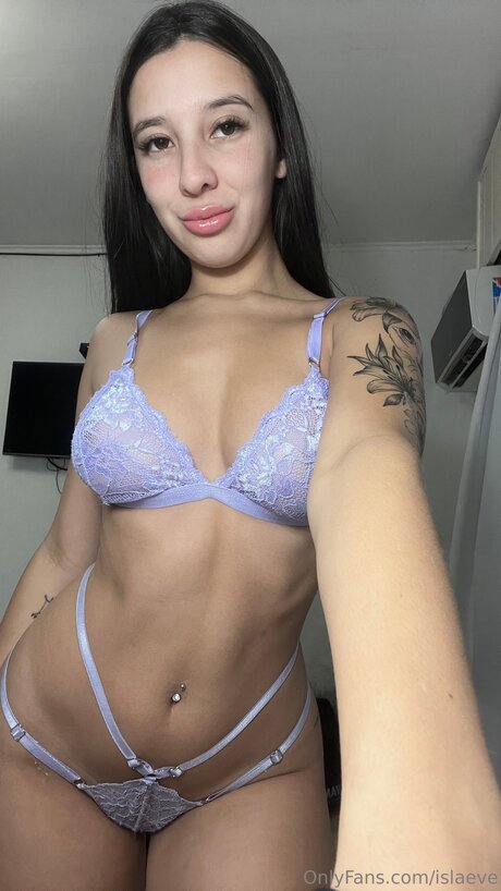 U219442991 art pornstar photos