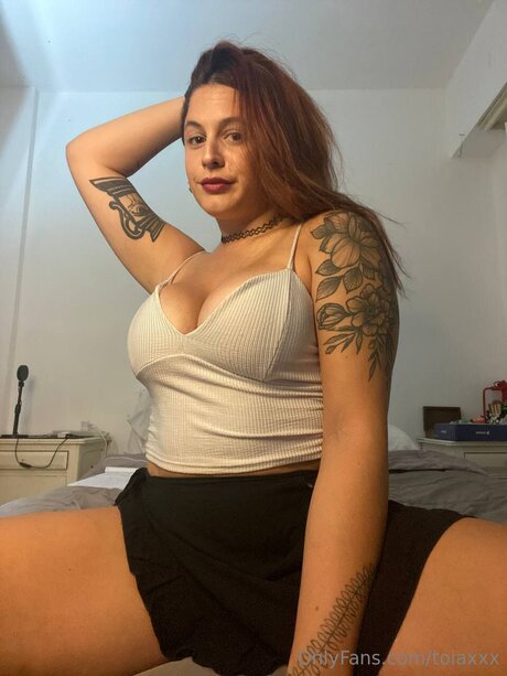Toiaxxx pornstar hot img