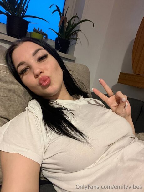 Emilyvibes pornstar nice galleries