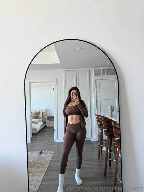 Noeliaramirezz model pretty archive
