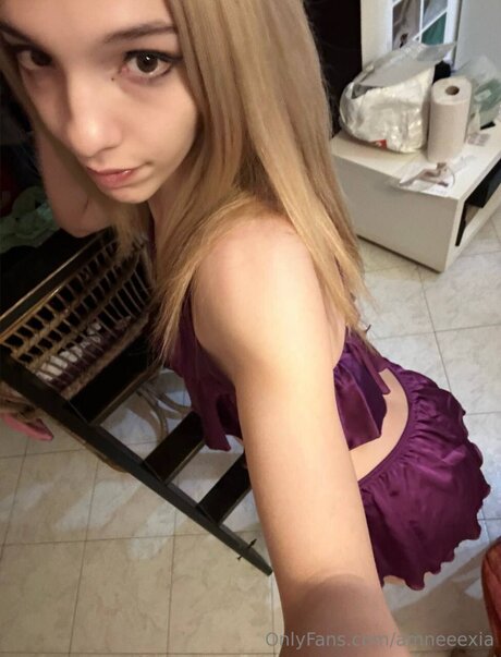 Sharonbugatti sexy model pic