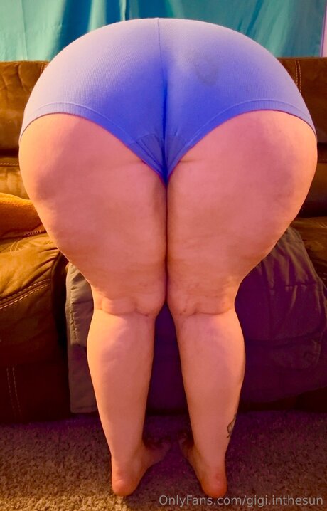 Gigi Inthesun pornographic actress image