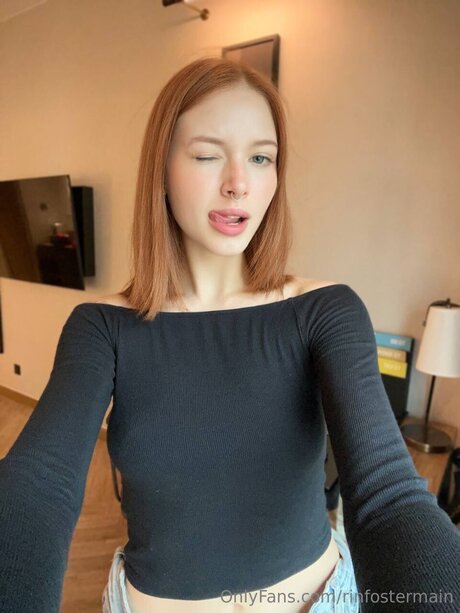Rinfostermain naked model img