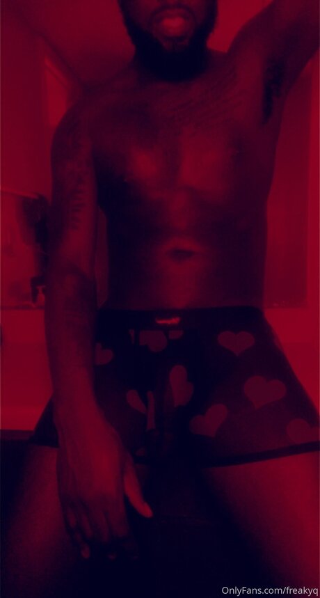 Freakyq model erotic picture