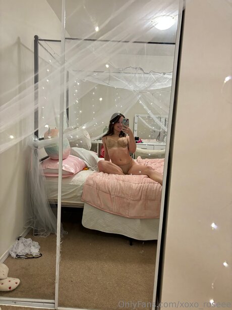 Xoxo Roseee high quality star image