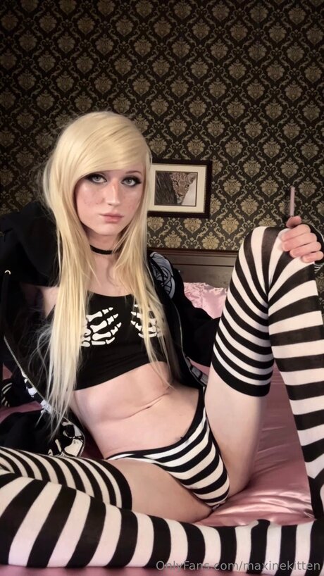 Maxinekitten top pornstar img