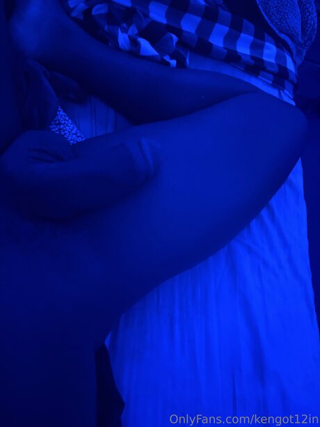 knees onlyfans nudes picture