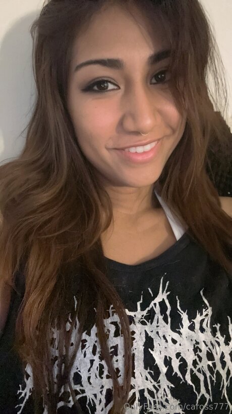 Caross777 model adult pics