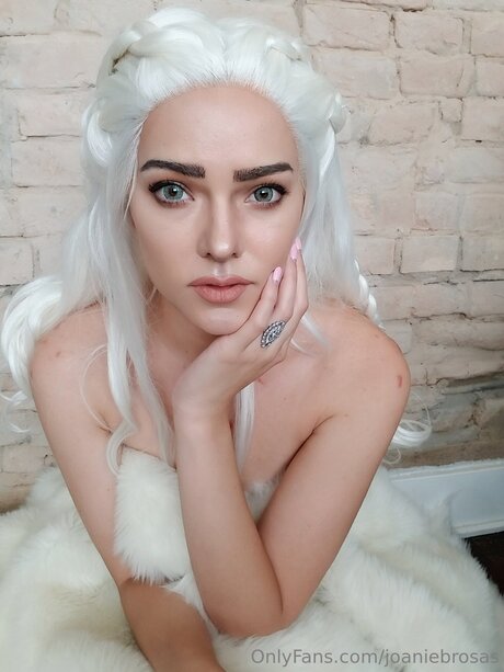 Joaniebrosas model nudes archive
