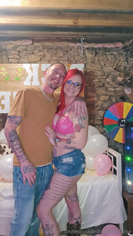 Redheadedbaddie90free star exclusive pictures
