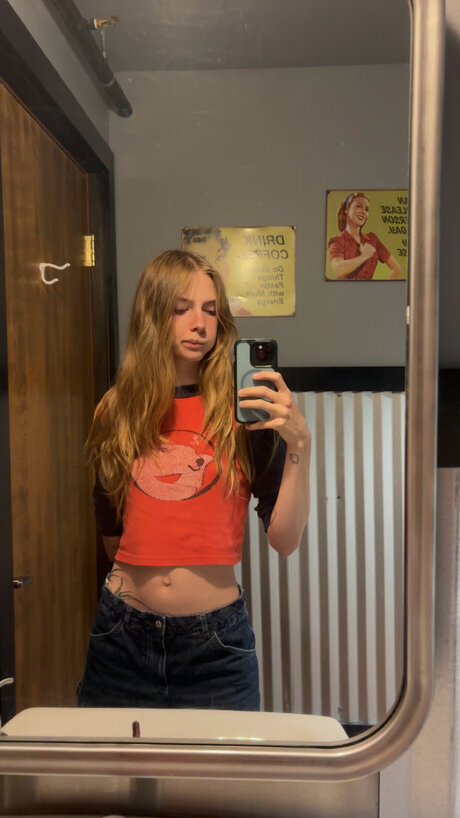 Sagelovess porn actress pictures