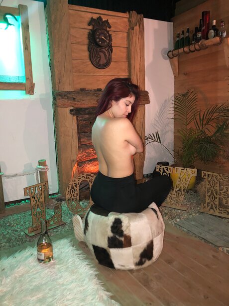 Ariel 02 star hot img
