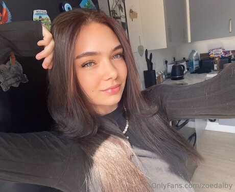 Zoedalby free model gallery