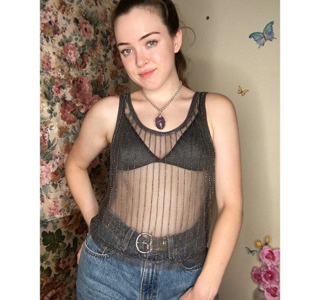 Tori Eaglestone sexy actress pic