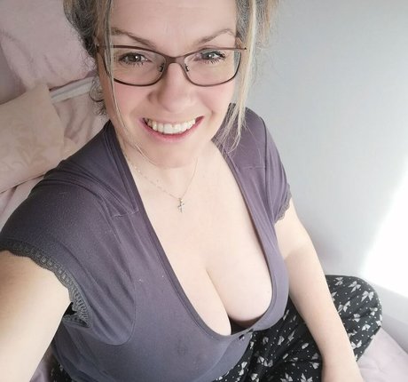 amateur asian onlyfans hot nude photo