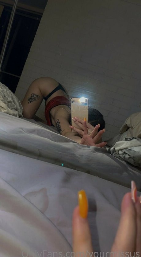 yourmissus model adult images