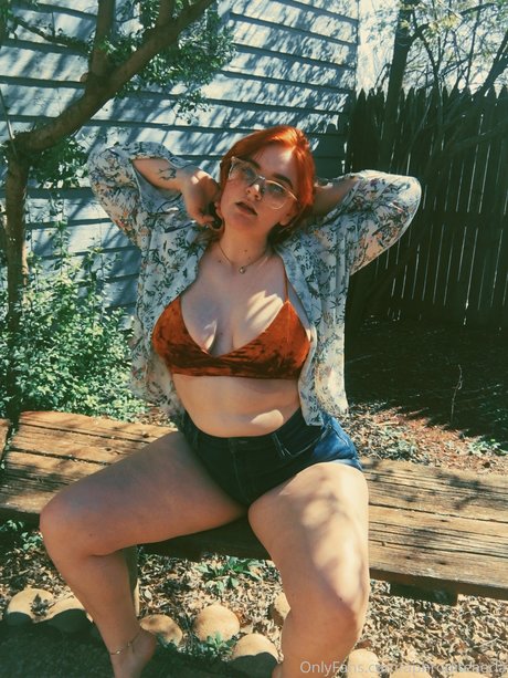 Allisonivyx model xxx pics