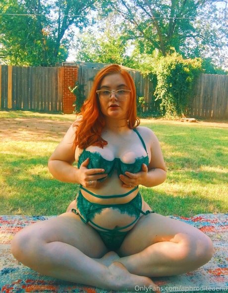 Allisonivyx pornstar nudes images