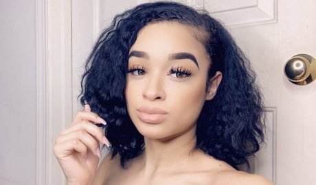 Mya Lashaun naked model image