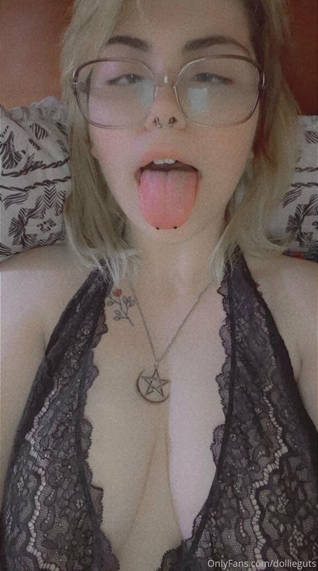 Dollieguts pornographic actress pictures