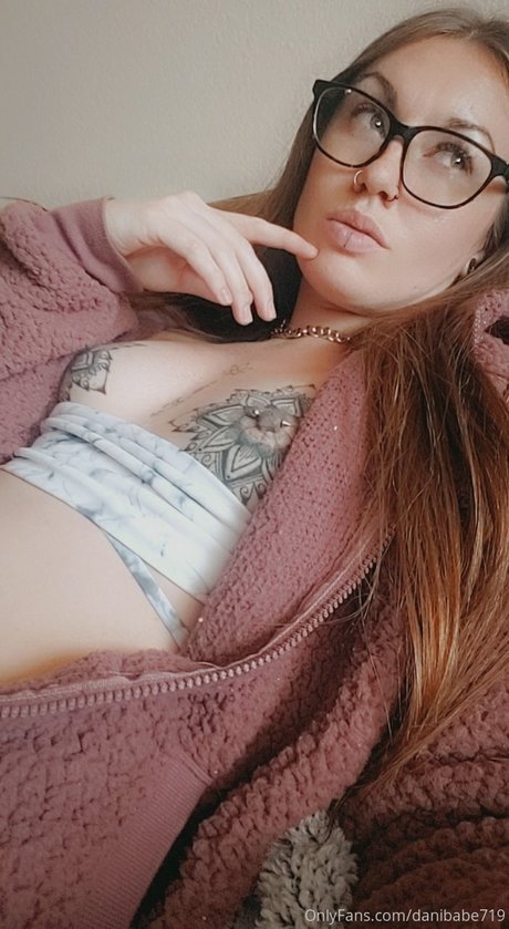 Dani Babe model free gallery