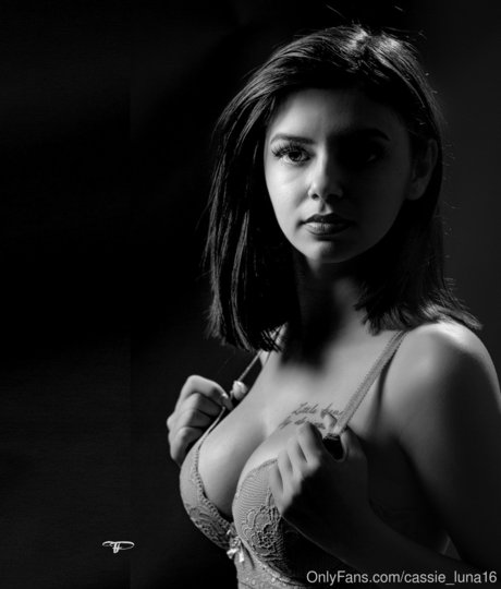 Cassie Luna star pretty gallery
