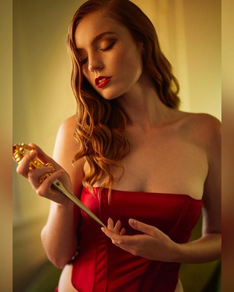 Emily O dette hot star photos