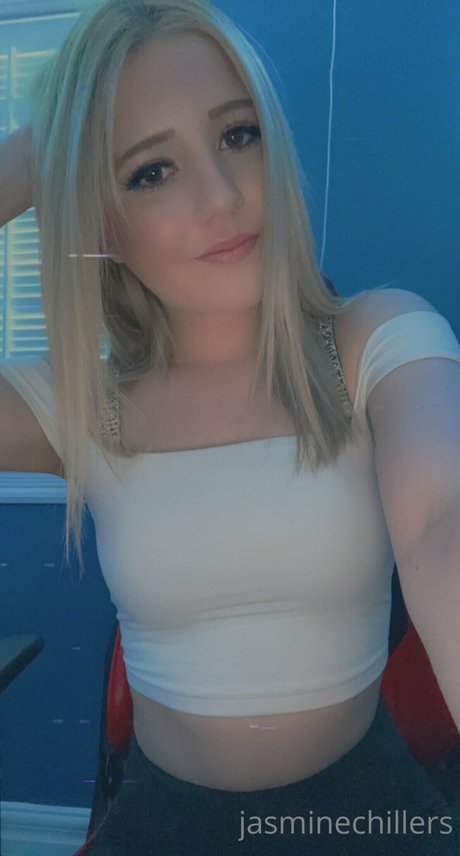 Jasmine Nicolle pretty star pic