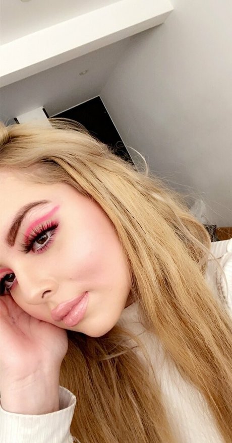 Alisoncraft star porn pics